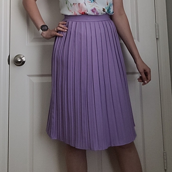 Vintage Pleated Lavender Midi Women's Skirt SIZE S - Picture 2 of 4